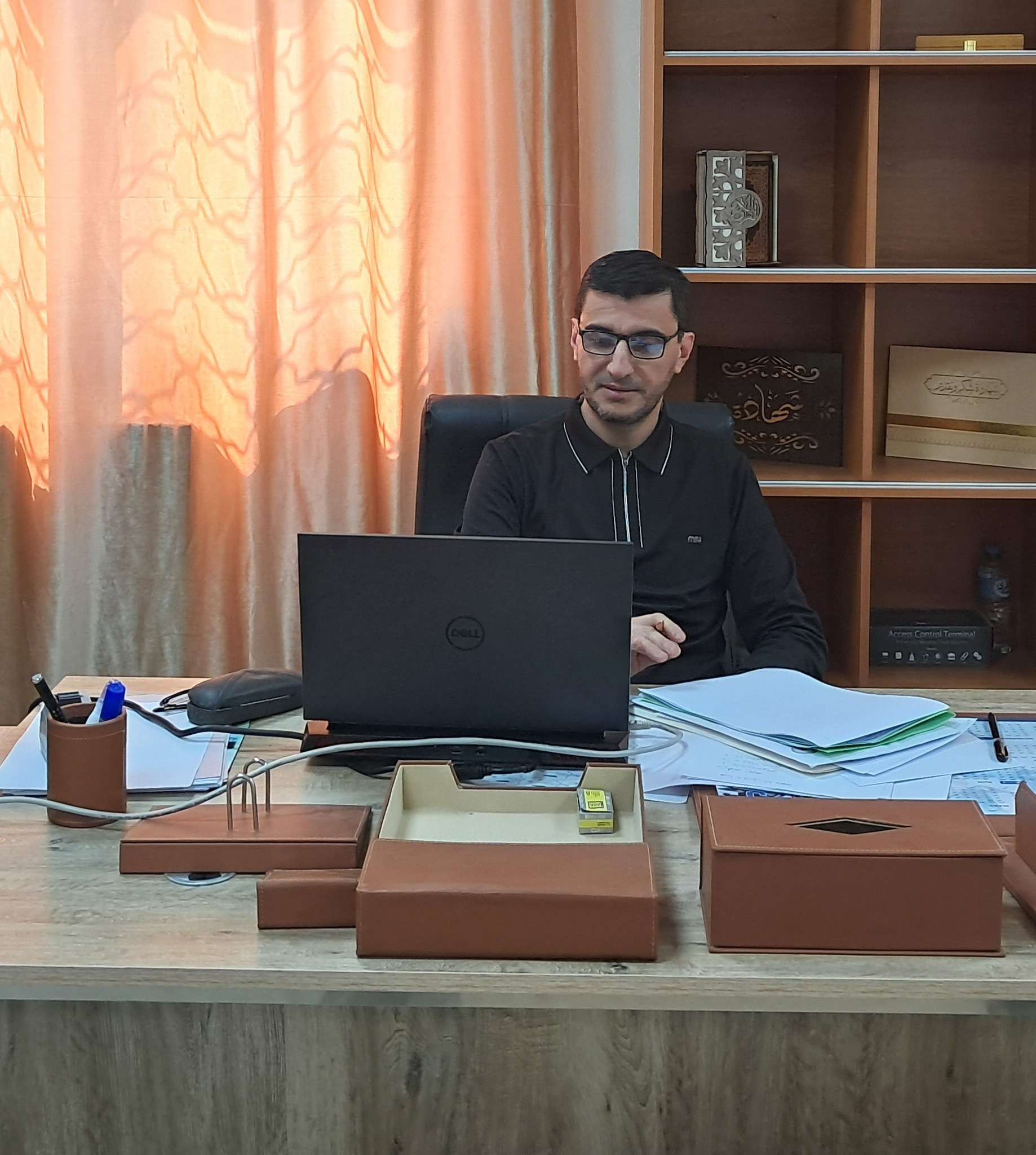 مشاركة مدير  مركز تطوير المقاولاتية لجامعة المدية، الأستاذ كريم بوجبور، في اجتماع عن بُعد جمع مدراء مراكز تطوير المقاولاتية على المستوى الوطني و رئيس اللجنة الوطنية التنسيقية لمتابعة الابتكار وريادة الأعمال الجامعية