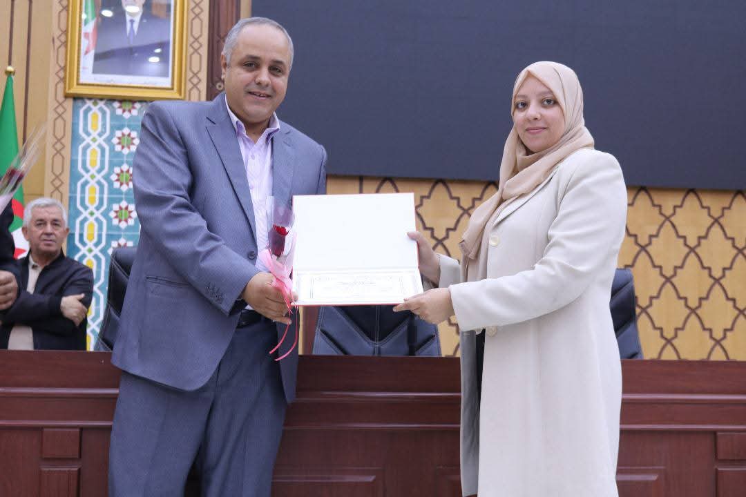 حفل وتكريم أساتذة وموظفي الملحقة بمناسبة عيد العمال
