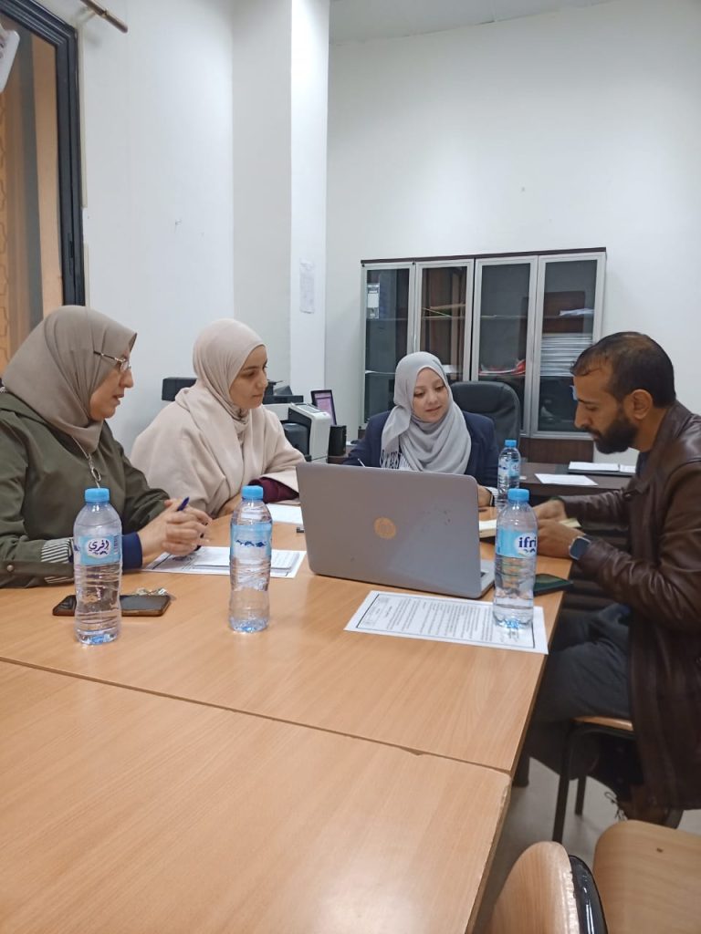 اجتماع مع مسؤول مكتب خلية الجودة اجتماع مع مسؤول مكتب خلية الجودة