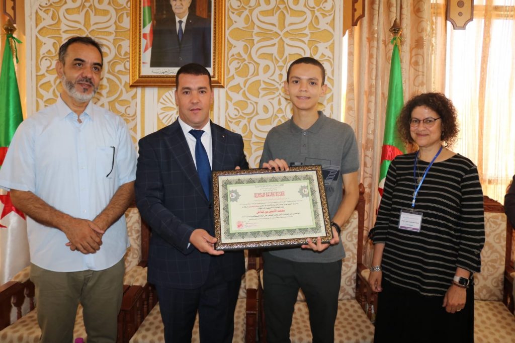 جامعة المدية تكرم الطالب محمد الأمين بن قداش